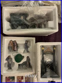 Christmas in the City, Accessories 16pcs Never Displayed, Never Out Of Box