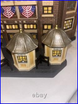 DEPARTMENT 56 CHRISTMAS IN THE CITY YANKEE STADIUM WithNYY REFRESHMENT