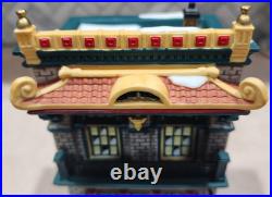 DEPARTMENT 56 Christmas in the City THE GOLDEN OX MARKET, RARE