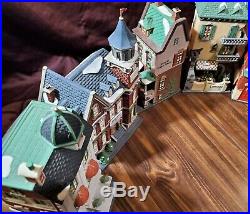 DEPARTMENT 56 Heritage Village Collection CHRISTMAS IN THE CITY LOT of 5