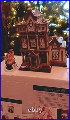 DEPARTMENT 56 reduced VICTORIA'S DOLL HOUSE Christmas in the City withGirl & Tree