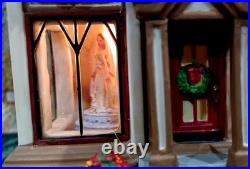 DEPARTMENT 56 reduced VICTORIA'S DOLL HOUSE Christmas in the City withGirl & Tree