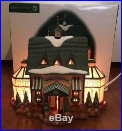 Dept 56 Christmas In The City Tavern In The Park # 58928 Mint Condition