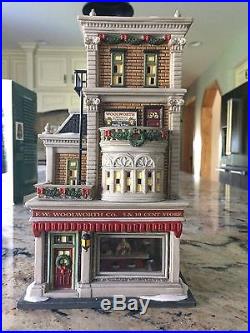 DEPT 56 Christmas in theCity Woolworth's building