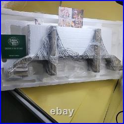 Department 56 Brooklyn Bridge NYC Historical Landmark Christmas Village New
