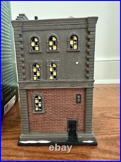 Department 56 Christmas In The City 21 Club #805535 Dept 56, Complete READ