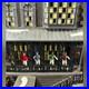 Department-56-Christmas-In-The-City-21-Club-805535-Dept-56-Horse-Jockeys-MINT-01-ci