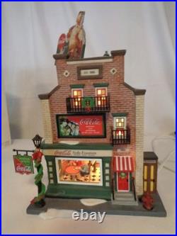 Department 56 Christmas In The City Coca Cola Soda Fountain 56.59221 & Figure Department 56 Christmas In The City Coca Cola Soda Fountain 56.59221 & Figure