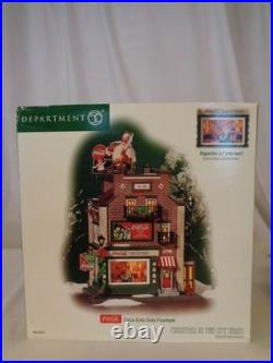 Department 56 Christmas In The City Coca Cola Soda Fountain 56.59221 & Figure Department 56 Christmas In The City Coca Cola Soda Fountain 56.59221 & Figure