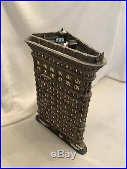 Department 56 Christmas In The City FLATIRON BUILDING. RARE