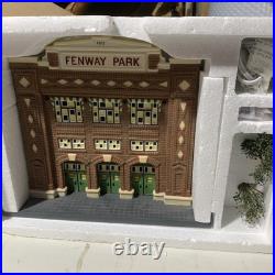 Department 56 Christmas In The City MLB Series Fenway Park with Flag & Trees NIB Department 56 Christmas In The City MLB Series Fenway Park with Flag & Trees NIB