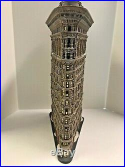 Department 56 Christmas In The City New York NYC Flatiron Building #59260 New