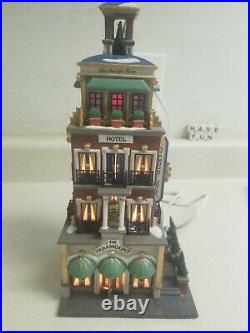 Department 56 Christmas In The City Series 2000 Paramount Hotel Rare 56.68911