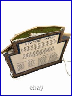 Department 56 Christmas In The City Series Yankee Stadium 58923 MLB 2001