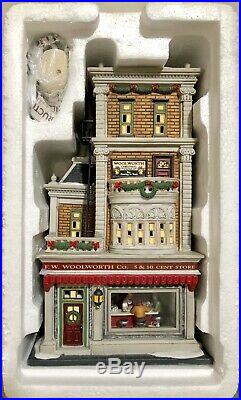 Department 56 Christmas In The City Woolworth's #56.59249 3D Inside Scene