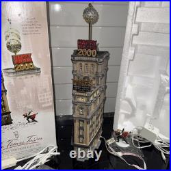 Department 56 Christmas in The City The Times Tower 2000 Special Edition #55510