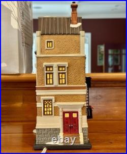 Department 56 Christmas in the City 36 City West Parkway 4020174 2011