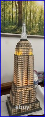 Department 56 Christmas in the City #56.59207, Empire State Building