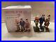 Department-56-Christmas-in-the-City-A-Family-Holiday-Tradition-Rare-New-01-hf