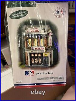 Department 56 Christmas in the City Chicago Cubs Tavern 59228 NEW