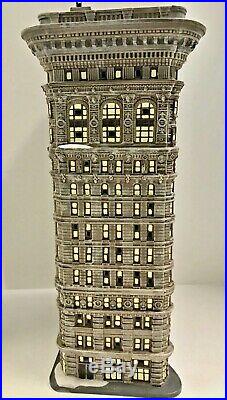 Department 56 Christmas in the City Flatiron Building #59260 Rare