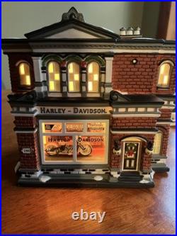 Department 56 Christmas in the City Harley-Davidson City Dealership Retired 2006