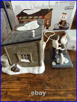 Department 56 Christmas in the City Harley-Davidson Motor Co Set of 2 4049191