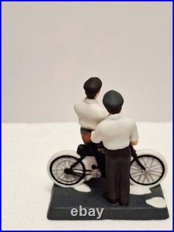Department 56 Christmas in the City Harley-Davidson Motor Co Set of 2 4049191