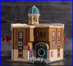 Department 56 Christmas in the City Hollydale's Department store #55344