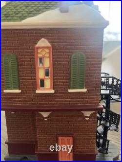 Department 56 Christmas in the City Jenny's Corner Book Shop Lighted Boxed 2000