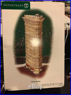Department 56 Christmas in the City New York NYC Flatiron Building #59260 In Box