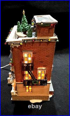 Department 56 Christmas in the City Parkside Holiday Brownstone #58937 Lit Department 56 Christmas in the City Parkside Holiday Brownstone #58937 Lit