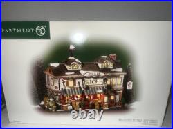 Department 56-Christmas in the City Pier 56 East Harbor