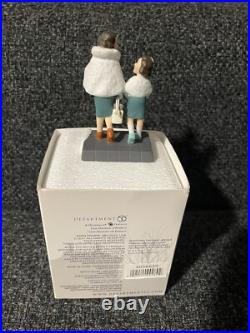 Department 56 Christmas in the City Shopping On Park Avenue! HTF! Rare! New