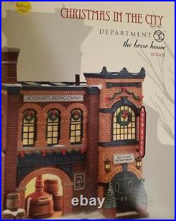 Department 56 Christmas in the City The Brew House 4036491 Retired 2020