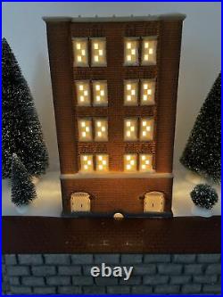 Department 56 Christmas in the City The Ed Sullivan Theater 56-59233 RETIRED