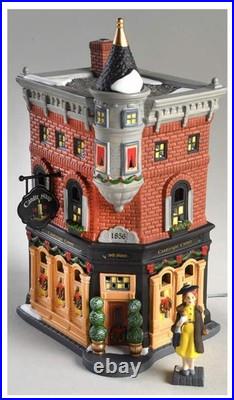 Department 56 Christmas in the City village house Welcoming Christmas NIB