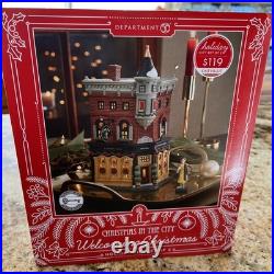 Department 56 Christmas in the City village house Welcoming Christmas NIB