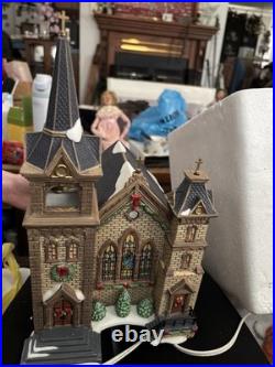 Department 56 Collectors Edition Christmas In The City Series St. Mary's Church