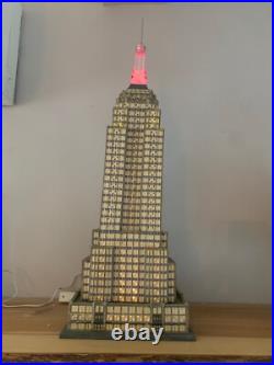 Department 56 Empire State Building Christmas in the City 56.59207 Department 56 Empire State Building Christmas in the City 56.59207