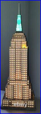 Department 56 Empire State Building Lighted Christmas In The City 59207 WORKS