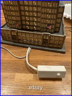 Department 56 Empire State Building RARE #59207 All Flags Included