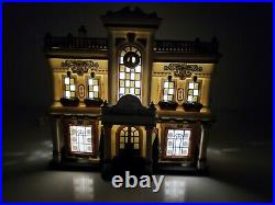 Department 56 Lenox China Shop Christmas in the City 56.59263 With Original Box