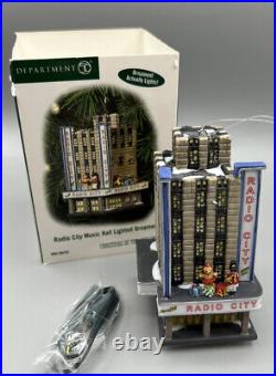 Department 56 Christmas In The City Music Emporium 55310 - Porcellana Dipinta A Mano - Edizione 1992-1996