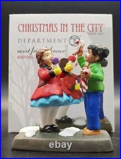 Department 56 Sweet Friends Forever 4025250 Christmas In The City Village