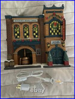 Department 56 The Brew House Christmas in The City 4036491 withLight Retired'20