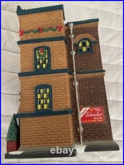 Department 56 The Brew House Christmas in The City 4036491 withLight Retired'20