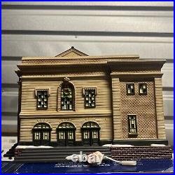 Department 56 Union Station Product No. 805532-MINT CONDITION! NEVER DISPLAYED