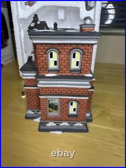 Department 56 Xmas in the City Harley-Davidson Dealership Building Boxed