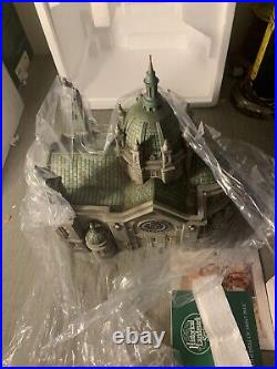 Department 56 christmas in the city Cathedral of Saint Paul Patina Dome Edition